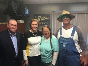 Kim Davis and the Constitutional scholars she relies upon